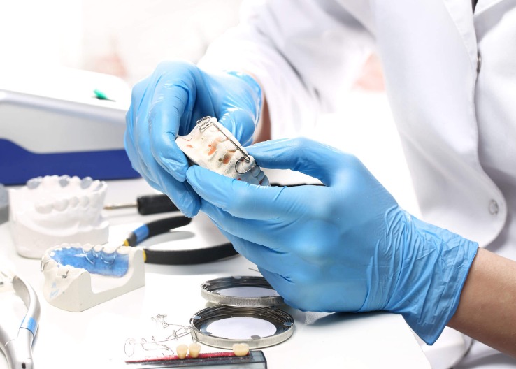 How To Find Reliable Dental Supplies Online