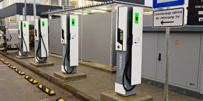 Revolutionizing Transportation with EV Charging 2a5d-aa40-86c3